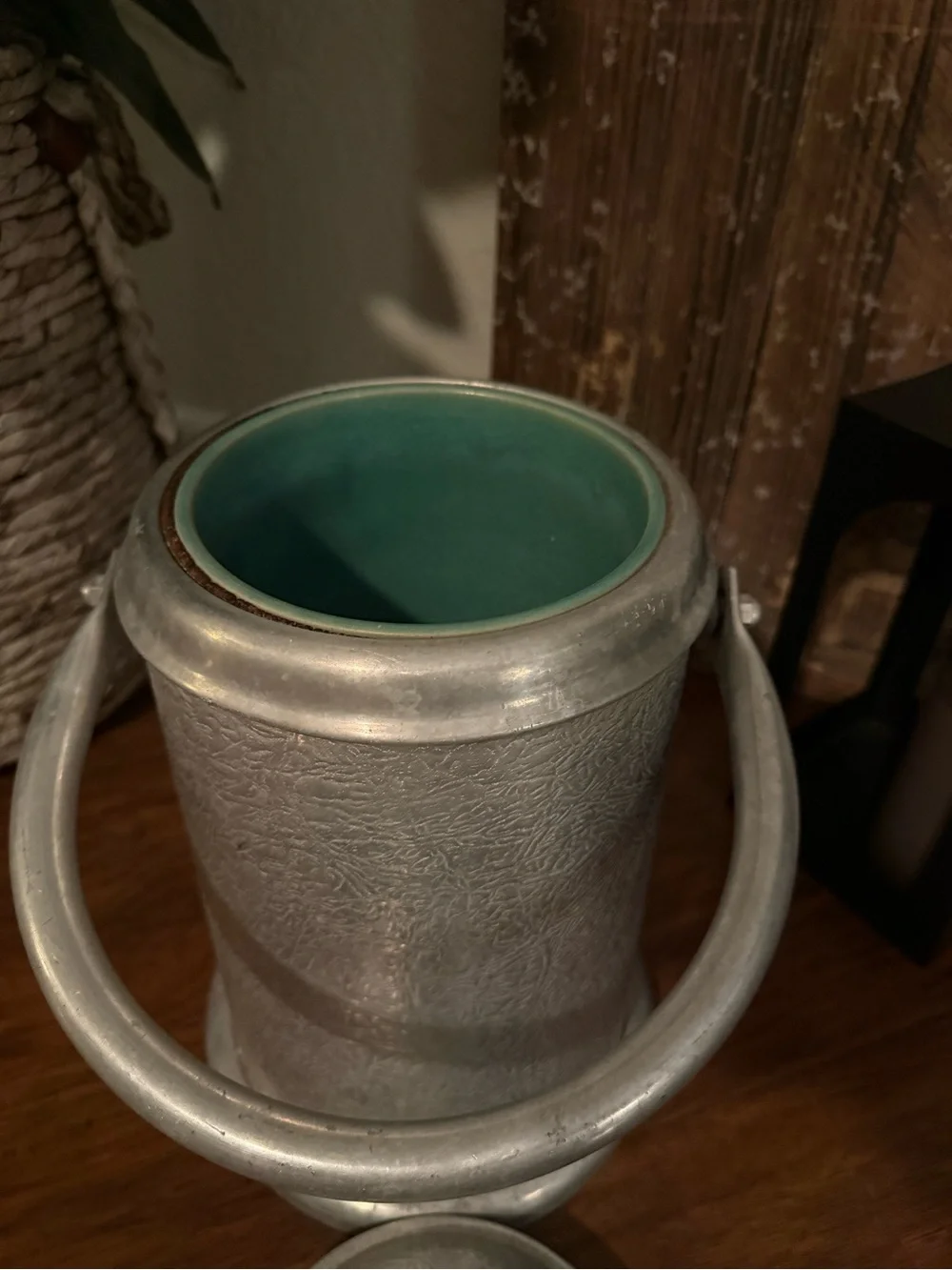 Lrg. Vtg. Ice Bucket Wine Cooler Art Deco Hammered Aluminum & Ceramic Liner 15”